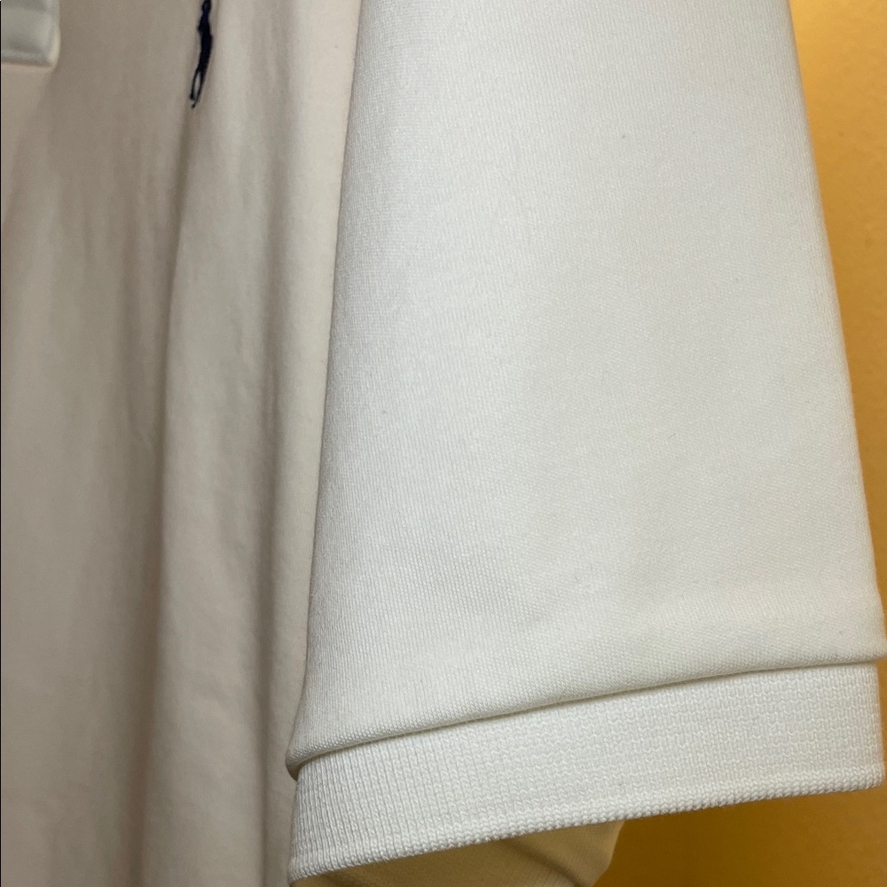 Ralph Lauren Men's Polo Shirt in White with Navy Logo - Picture 4 of 6